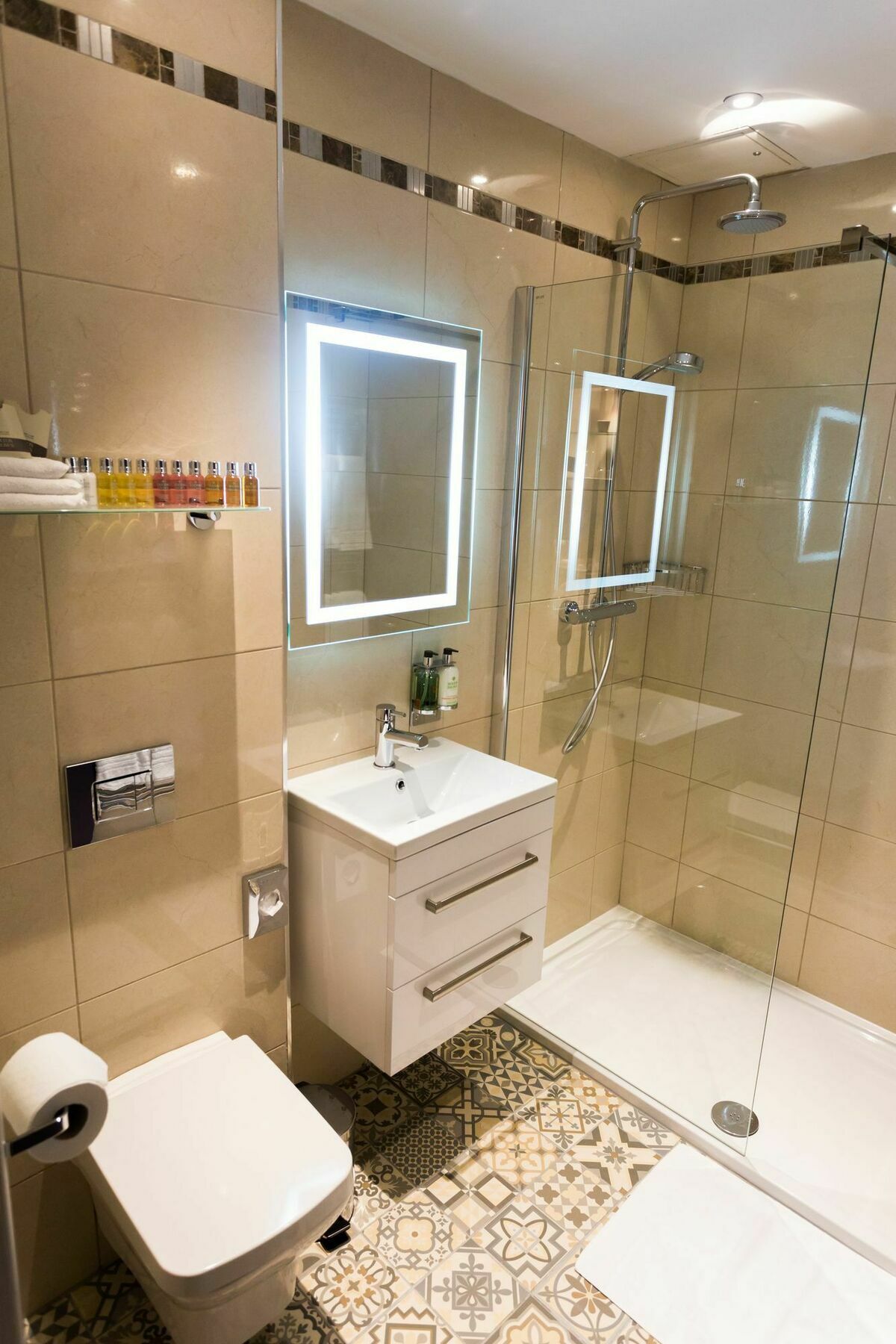 12th Lock Boutique Hotel 3*